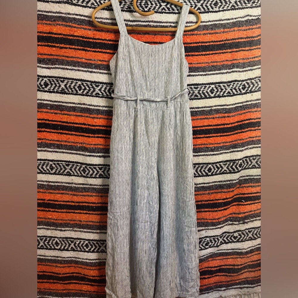 american eagle flowy jumpsuit